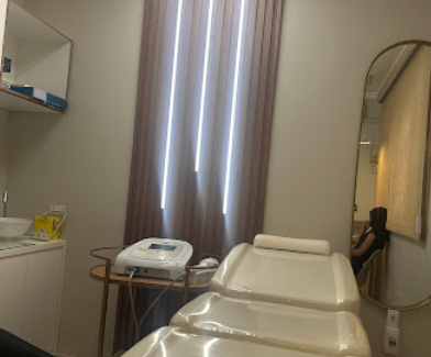 Dra Daiana Diniz - Harmonização corporal - Foto 3