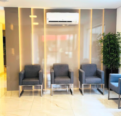 Dra Laís Cordeiro - Foto 1