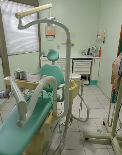 Dra. Adriana M Almeida - Foto 1