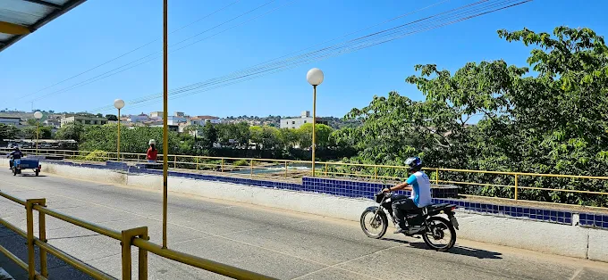 PONTE MAGALHÃES PINTO: PAISAGEM URBANA COM VISTA PARA O RIO MUCURI - Foto 2
